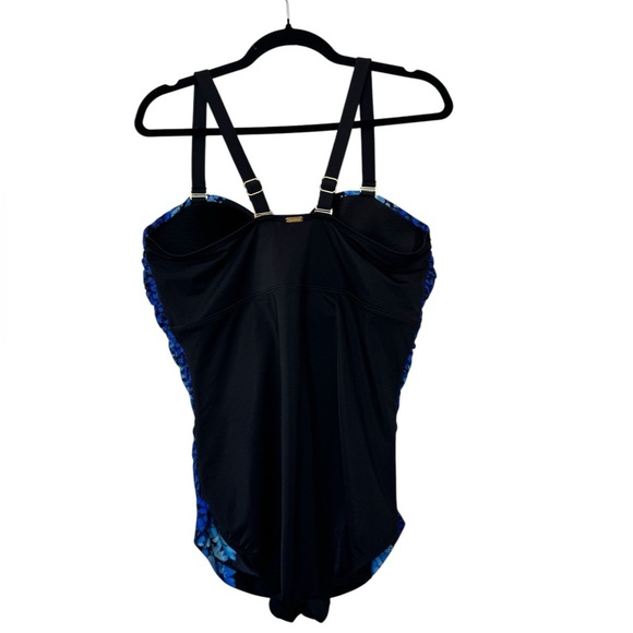 Lands' End Floral Swimsuit - Picture 3 of 13